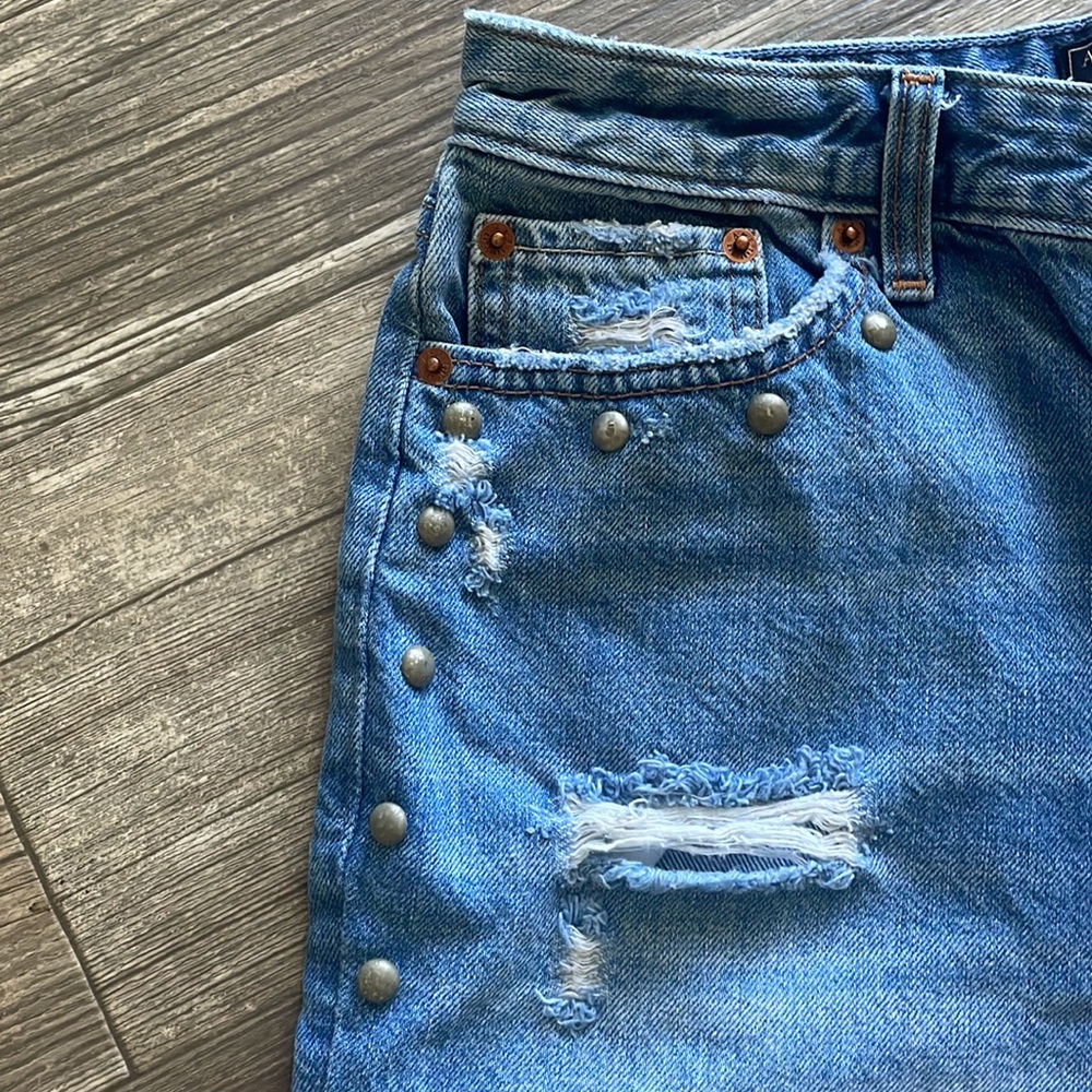 Abercrombie & Fitch Annie High Rise Girlfriend Jeans